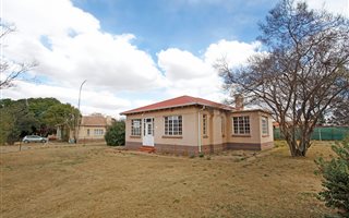 3 Bedroom House in Springs Central