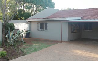 1 Bedroom Garden Cottage in Bedfordview