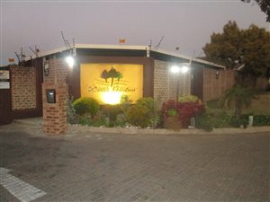 3 Bed Townhouse in Edenglen
