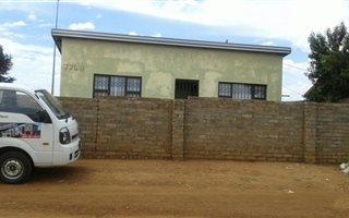 2 Bedroom House in Mohlakeng