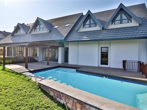 3 Bed House in Cotswold Downs Estate