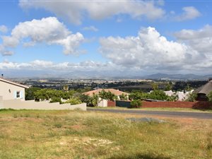1200 m² Land available in Aurora