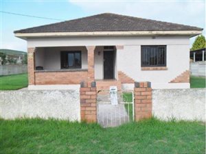 3 Bed House in Bothasrus