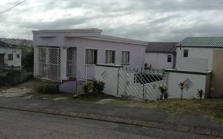 3 Bedroom Duplex in Clayfield