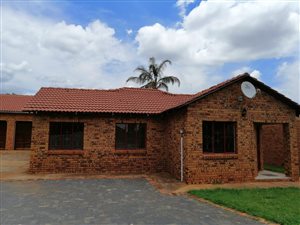3 Bed House in Doornpoort and surrounds