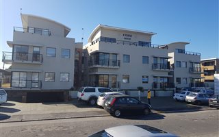 110 m² Office Space in Bloubergstrand