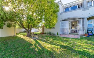 2 Bedroom Apartment in Sonstraal Heights