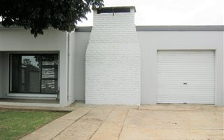 3 Bedroom House in Manor Heights