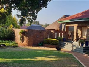 4 Bed House in Ninapark