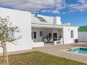 2 Bed House in Velddrif