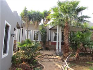 5 Bed House in Colbyn