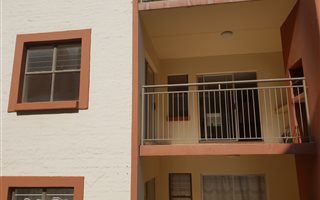 2 Bedroom Apartment in Sundowner