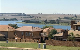 845 m² Land available in Kungwini Country Estate