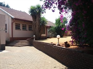 3 Bed House in Harmelia