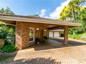 5 Bed House in Kloof