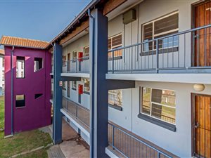2 Bed Apartment in Tembisa
