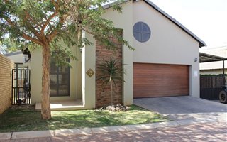 3 Bedroom Townhouse in Wilkoppies