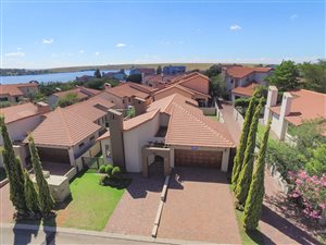 3 Bed Townhouse in Bankenveld