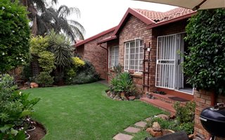 2 Bedroom Townhouse in Meyerspark