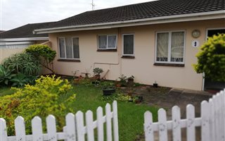 3 Bedroom Simplex in Sherwood