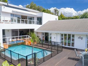 4 Bed House in Protea Valley