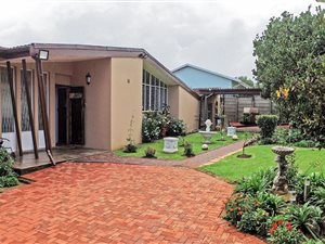 3 Bedroom House in Monument