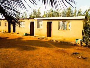 2.9 ha Farm in Westonaria