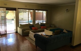 3 Bedroom House in Bramley View