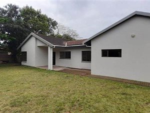 3 Bed House in Meerensee