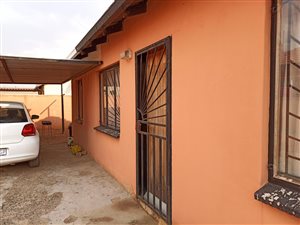 3 Bed House in Windmill Park