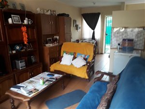2 Bed Townhouse in Weavind Park