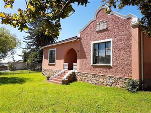 2 Bedroom House in Newton Park