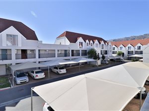 2 Bed Apartment in Whispering Pines
