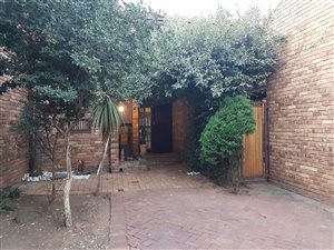 4 Bed Townhouse in Hatfield