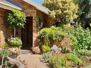 3 Bed House in Royldene