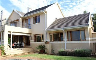 5 Bedroom House in Bendor