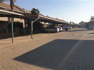 2 Bed Apartment in Bartlett