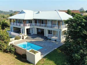 4 Bed House in Southbroom