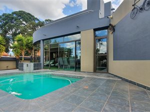 3 Bed House in Clubville