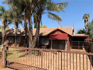 4 Bed House in Mayberry Park