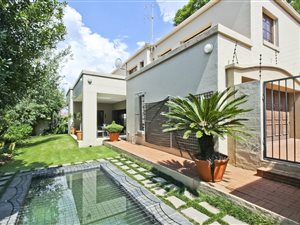 3 Bedroom Cluster in Melrose Estate