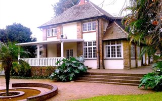 637 m² Office Space in Kloof
