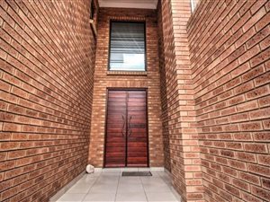 3 Bed House in Glen Eagles Estate