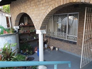 3 Bed House in Merebank East
