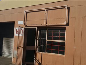 164 m² Industrial space in Steeledale