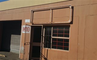 164 m² Industrial space in Steeledale