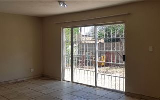 3 Bedroom Townhouse in Annadale