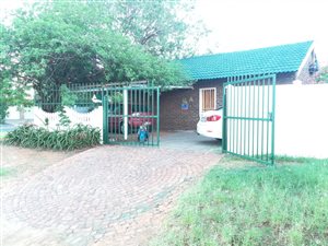 2 Bedroom House in Lindene