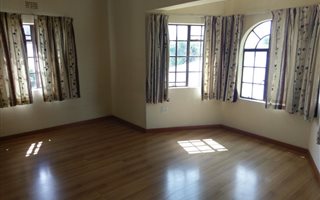 7 Bedroom House in Ferndale