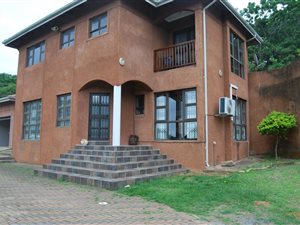 3 Bed House in Doon Heights